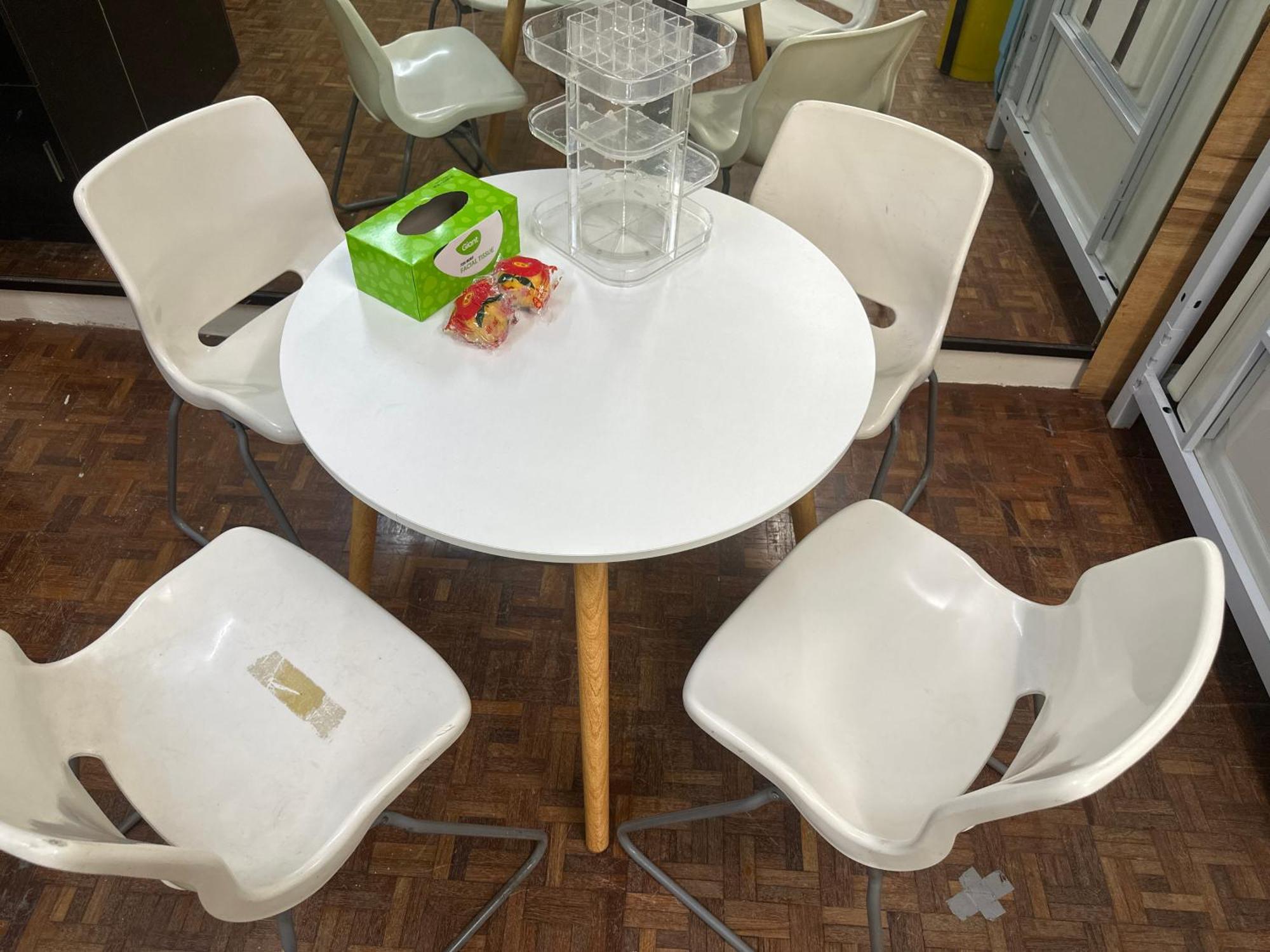Pelangi Capsule Hostel جوهر بهرو المظهر الخارجي الصورة